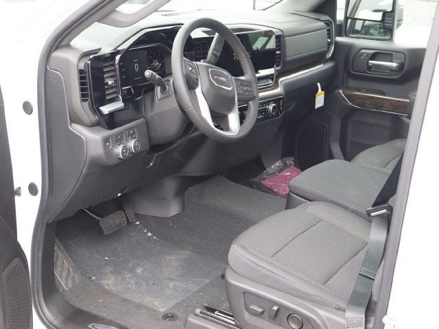 New 2026 GMC Sierra 2500 SLE AWD/4WD image 14