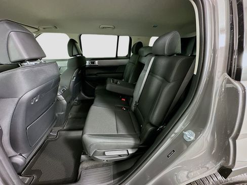 New 2026 Hyundai Santa Fe SE image 16