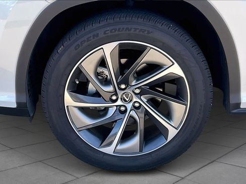 Used 2019 Lexus RX 350L Luxury image 9