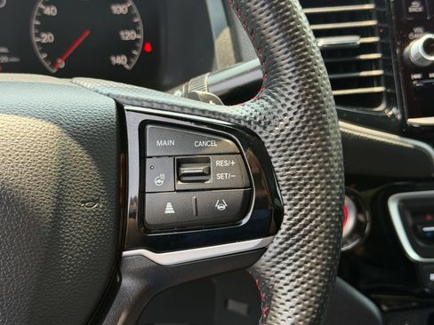 Used 2025 Honda Ridgeline Black Edition image 20