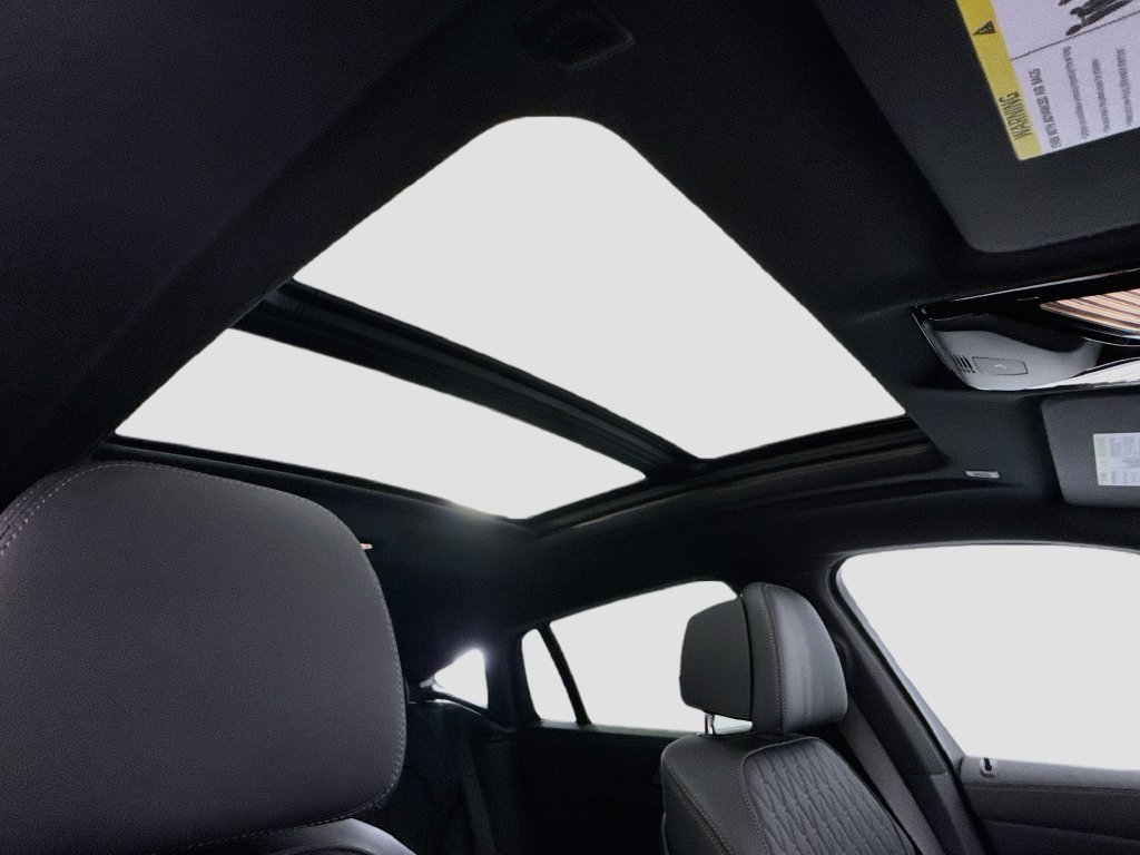 New 2027 BMW X6 xDrive40i AWD/4WD image 17