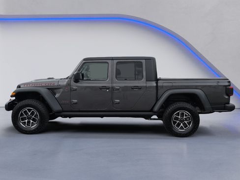 Used 2025 Jeep Gladiator Rubicon w/ Safety Group AWD/4WD image 3