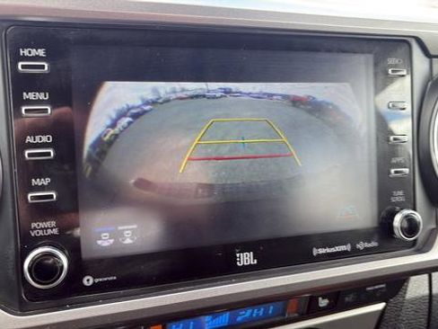 Used 2023 Toyota Tacoma Limited image 27