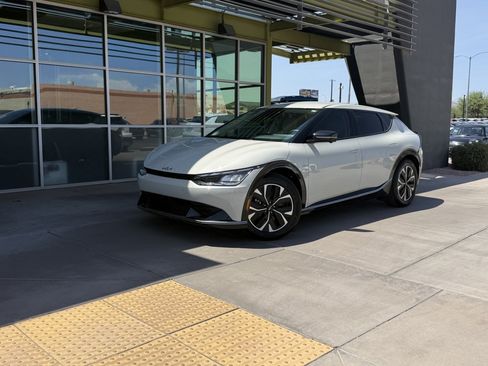 Used 2024 Kia EV6 Wind w/ Wind Technology Package RWD image 1