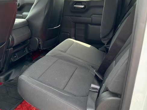 Used 2019 Chevrolet Silverado 1500 W/T w/ WT Convenience Package AWD/4WD image 4