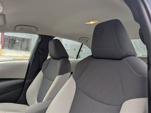Certified 2021 Toyota Corolla LE image 23