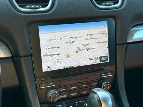 Used 2017 Porsche 718 Boxster S image 34