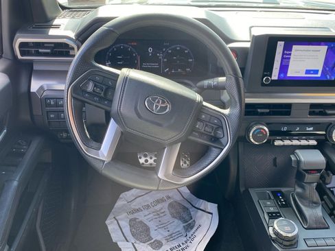 Used 2024 Toyota Tacoma TRD Sport image 8