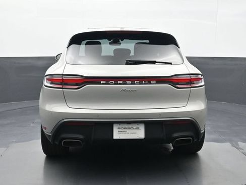 Certified 2024 Porsche Macan AWD/4WD image 22