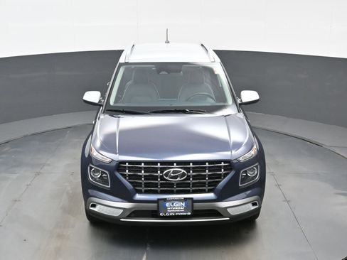 Certified 2025 Hyundai Venue Limited image 40