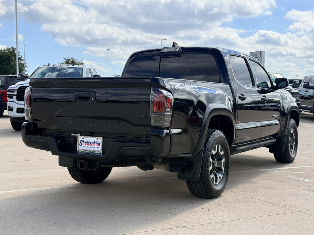 Used 2023 Toyota Tacoma TRD Off-Road w/ TRD Premium Off Road Package AWD/4WD image 9