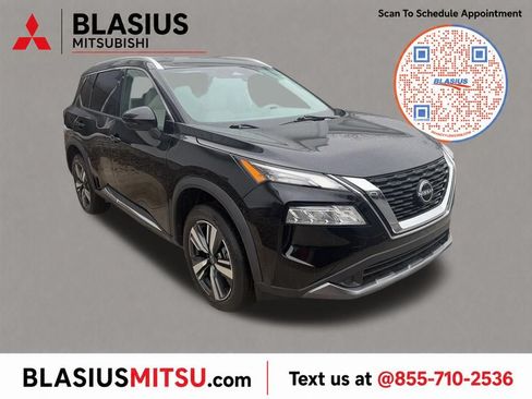 Used 2023 Nissan Rogue SL AWD/4WD image 1