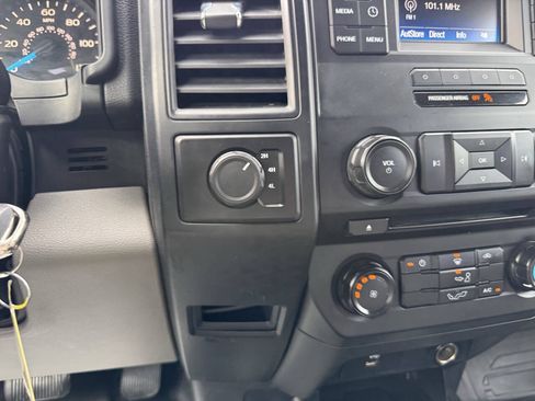 Used 2017 Ford F150 XL w/ Equipment Group 101A Mid AWD/4WD image 29