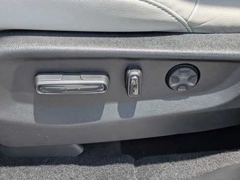 Used 2018 Honda CR-V EX-L image 19