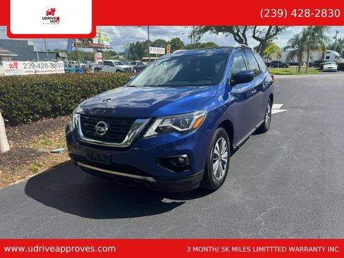Used 2020 Nissan Pathfinder SV AWD/4WD image 1
