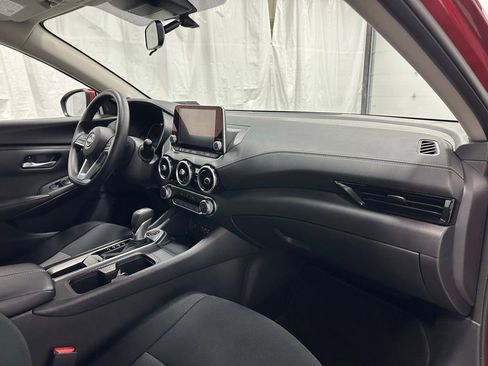 Used 2025 Nissan Sentra SV image 56