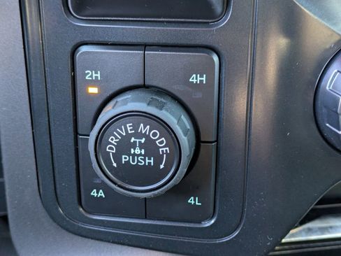 New 2025 Ford F150 Lariat w/ Equipment Group 501A Mid image 27