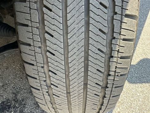 Used 2025 Ford F150 Platinum w/ Equipment Group 703A Plus AWD/4WD image 11
