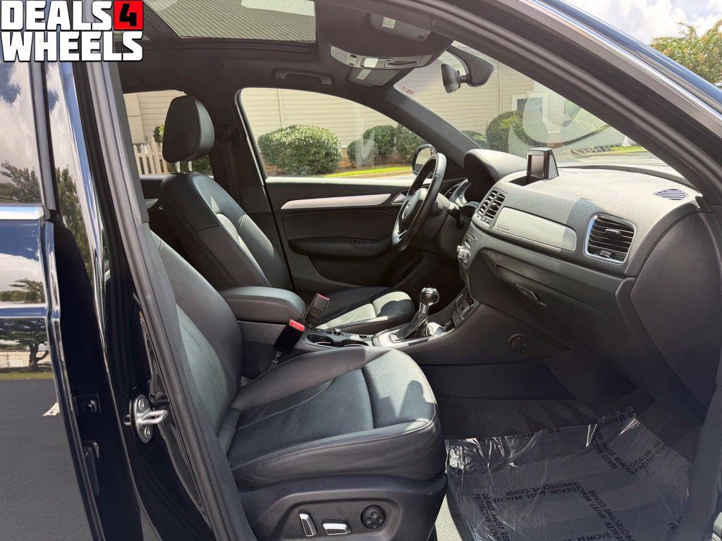 Used 2017 Audi Q3 2.0T Premium Plus w/ Premium Plus Package AWD/4WD image 11