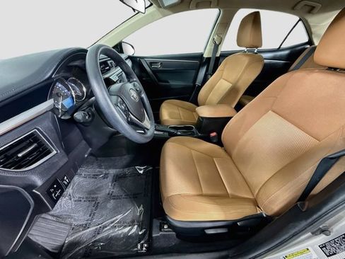 Used 2014 Toyota Corolla LE FWD image 19