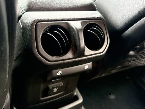 Used 2023 Jeep Wrangler Unlimited Rubicon 4xe w/ Cold Weather Group AWD/4WD image 28