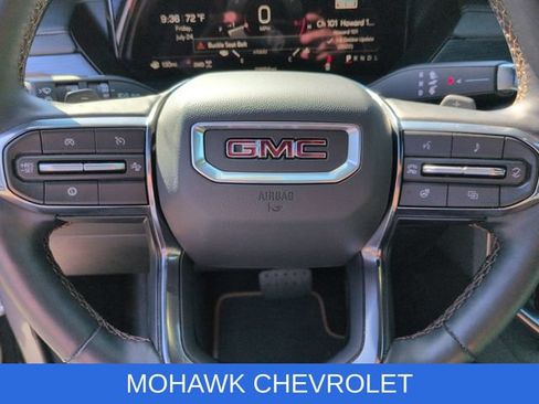Used 2024 GMC Acadia AT4 w/ Luxury Package AWD/4WD image 12