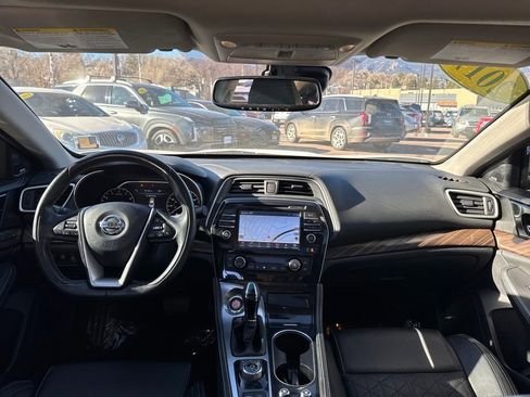 Used 2017 Nissan Maxima Platinum image 30