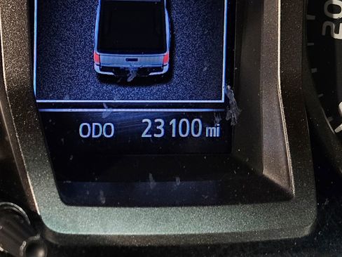 Used 2019 Toyota Tacoma SR5 image 28