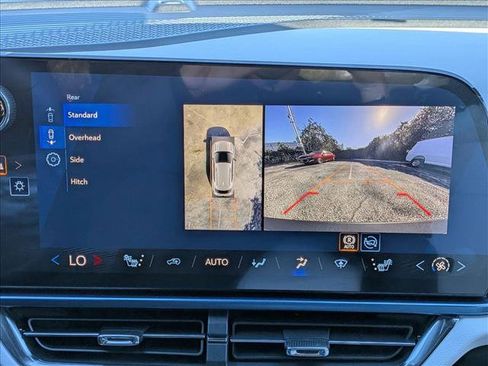 New 2026 Chevrolet Equinox EV LT image 12