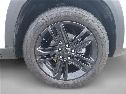 Used 2024 Chevrolet Trax ACTIV image 21