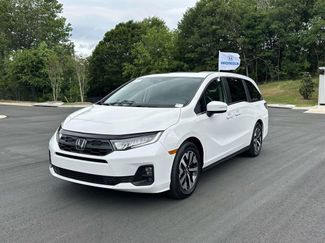 Certified 2025 Honda Odyssey EX-L video 3