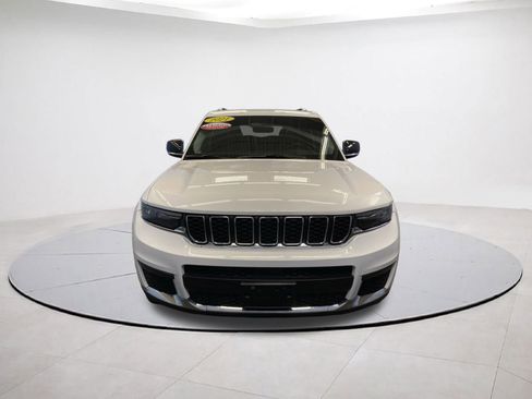 Used 2021 Jeep Grand Cherokee L Limited image 2