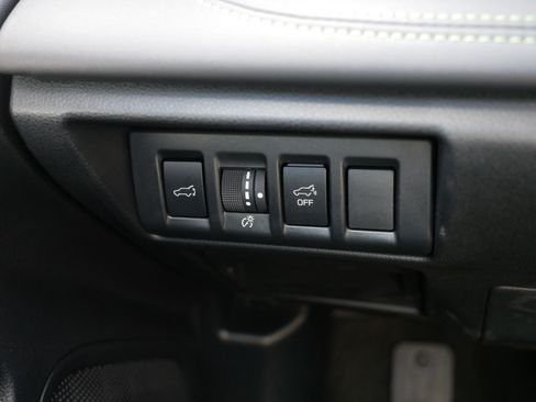 Used 2025 Subaru Outback Onyx Edition AWD/4WD image 26