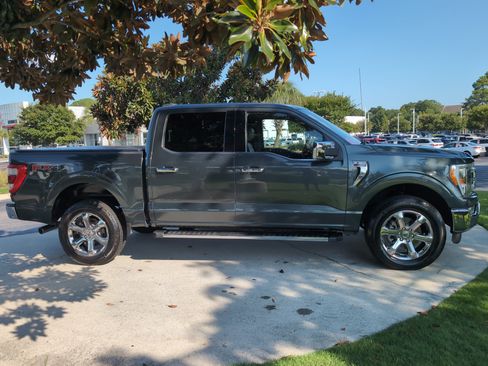 Used 2021 Ford F150 Lariat w/ Max Trailer Tow Package AWD/4WD image 11