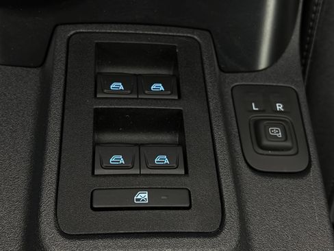 Used 2024 Ford Bronco Everglades AWD/4WD image 35