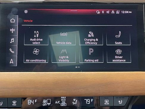 Used 2022 Audi e-tron GT Prestige w/ Prestige Package image 35