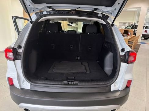 Used 2025 Ford Escape Active image 10