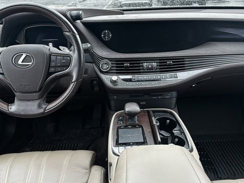 Used 2020 Lexus LS 500 AWD image 5