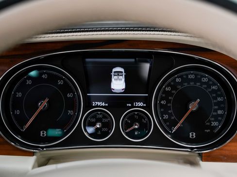 Used 2018 Bentley Continental GT image 45