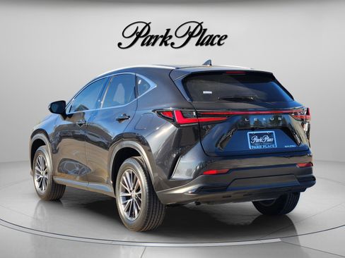 Used 2025 Lexus NX 250 FWD w/ Accessory Package (Z1) image 3