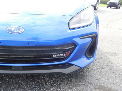 Used 2025 Subaru BRZ tS RWD image 9