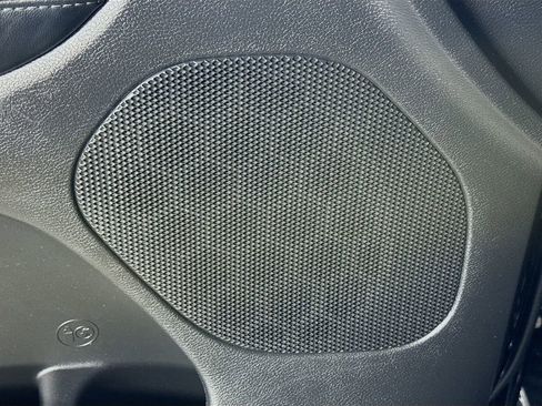 Used 2019 Jeep Grand Cherokee Limited X image 19