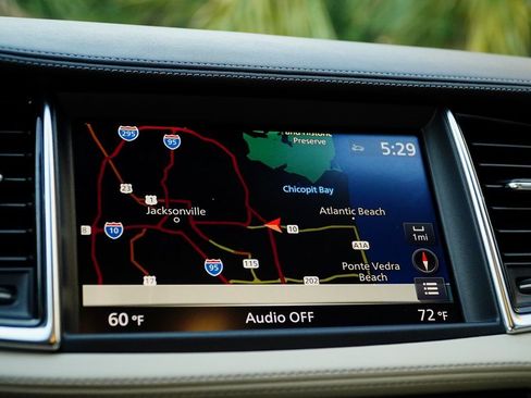 Used 2020 INFINITI QX50 Luxe w/ Navigation Package image 18