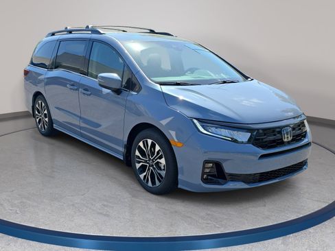 New 2026 Honda Odyssey Elite image 3