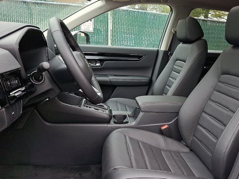 New 2026 Honda CR-V EX-L image 9