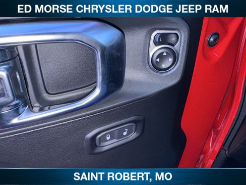 New 2026 Jeep Wrangler Willys AWD/4WD image 18