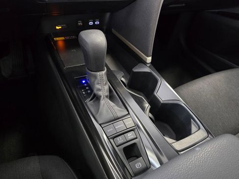 Used 2025 Toyota Camry LE FWD image 33