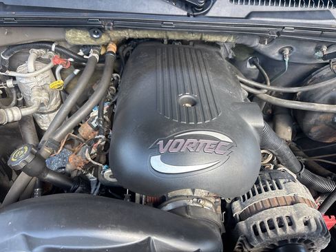 Used 2002 Chevrolet Tahoe LT AWD/4WD image 21