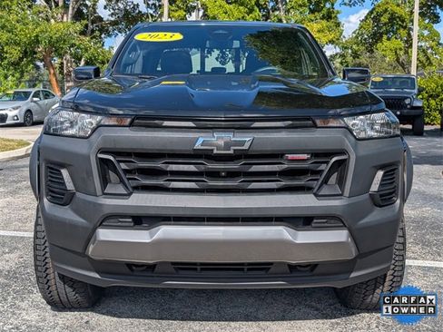 Used 2023 Chevrolet Colorado Trail Boss w/ Technology Package image 2