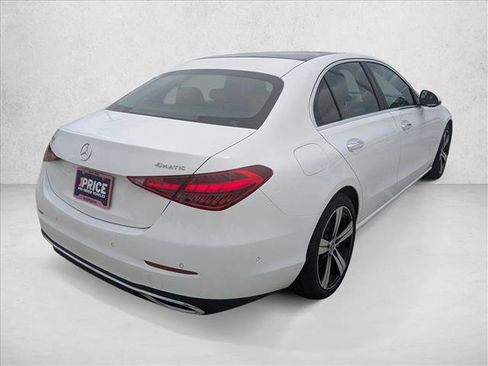 Used 2025 Mercedes-Benz C 300 4MATIC Sedan image 5